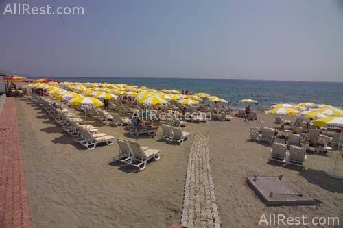 Orient Palace Hotel & Resort 10